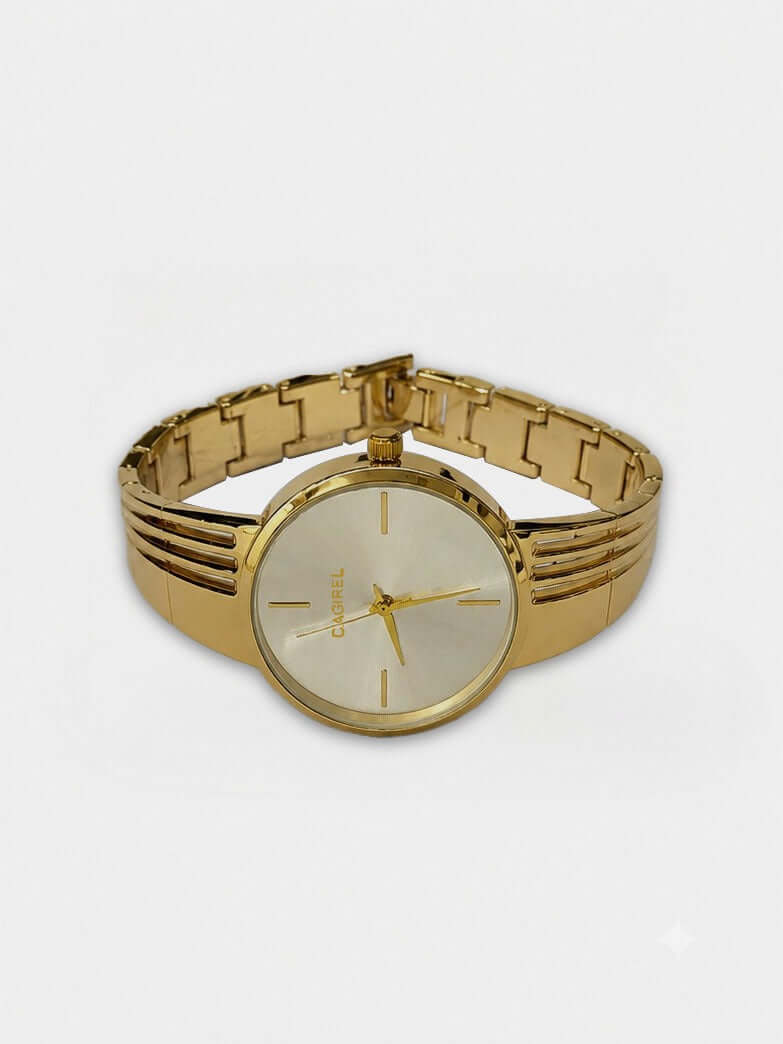 Golden Grace – Understated Elegance, Effortlessly Worn
